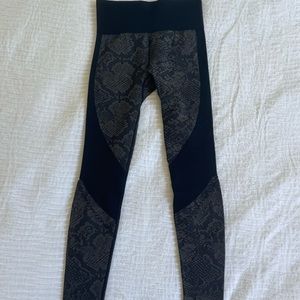 Seamless leggings